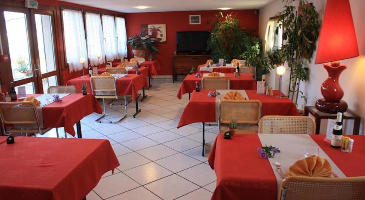 Contact Hotel Restaurant Relais Arc En Ciel-Wittenheim-Mulhouse Nord-Chambres Rénovées Esterno foto